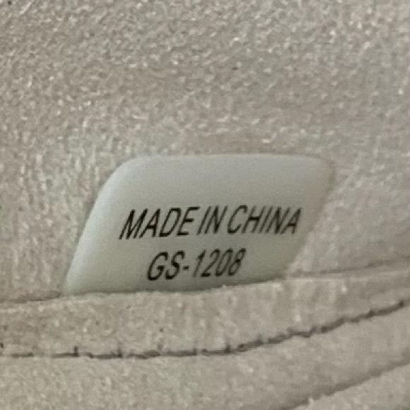 Michael Kors Purple Embossed Soft Neoprene iPad Tablet Crossbody Purse Case Nwot - Picture 13 of 16